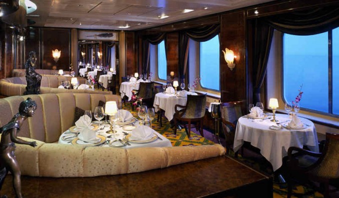 Imagen del Restaurante francés Le Bistro del barco Norwegian Sky