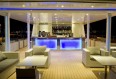 imagen de un bar a bordo de un crucero de variety cruises